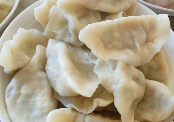饺子怎么包视频,轻松学会传统美味制作技巧