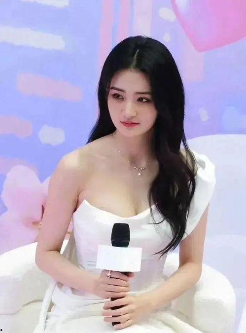 徐璐视频,探寻明星背后的真实生活