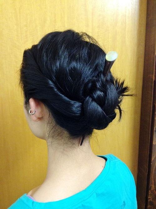 婆婆盘头视频,传统技艺与现代美学的完美融合