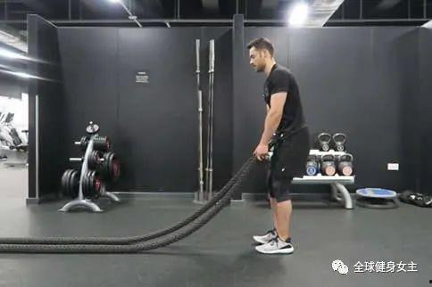 战绳训练视频,高效燃脂塑形，挑战极限的健身秘籍