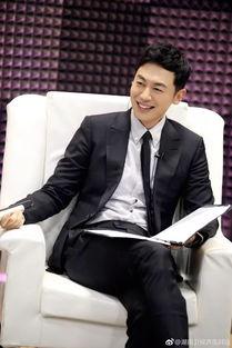 朱亚文获奖视频,荣耀时刻，演技实力再获认可