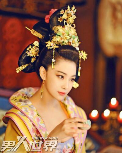 萧淑妃被削四肢视频,宫廷悲剧背后的血腥真相