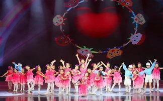 幼儿园军舞舞蹈视频,幼儿园舞蹈视频魅力瞬间