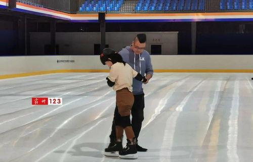 滑冰教学视频,轻松掌握冰上舞步与技巧