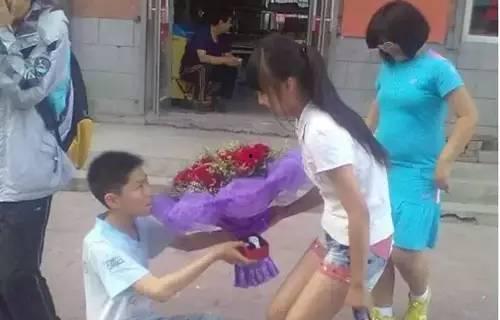 00后视频,青春记忆的碎片化呈现