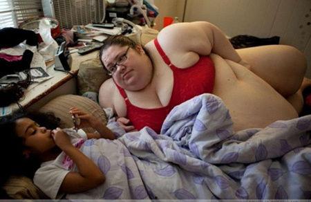 世界上最胖的女人视频,挑战极限的生命故事