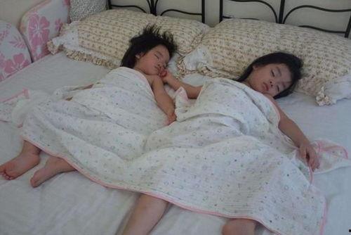 帅哥洗澡视频,揭秘帅哥沐浴瞬间