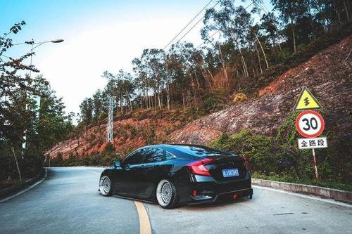 改装车视频,视频揭秘个性改装全过程