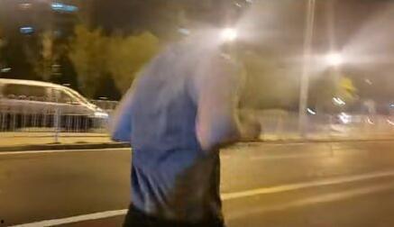 晨跑视频,活力四溢的清晨运动时光