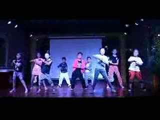 小苹果舞蹈视频完整版,全民热舞狂欢，动感节奏引领潮流